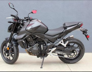 2025 Honda CB750 HORNET 