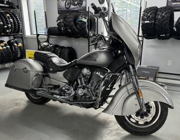 2016 Indian Motorcycle Chieftain in a Silver exterior color. Plaistow Powersports (603) 819-4400 plaistowpowersports.com 