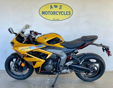 New 2026 Triumph DAYTONA 660 