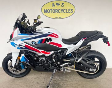 New 2026 BMW M1000XR 