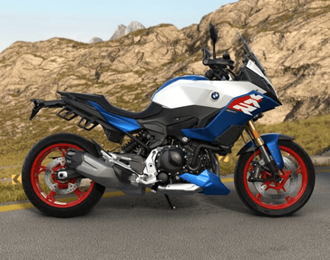 2026 BMW F 900 XR 