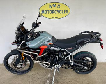 New 2026 Triumph TIGER 900 RALLY PRO  DESERT EDITION 