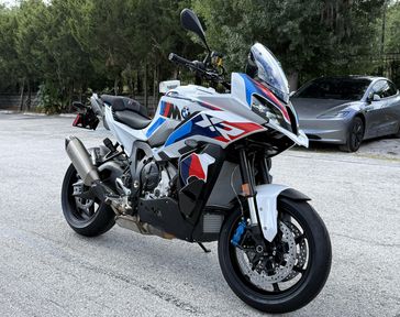 2026 BMW M 1000 XR