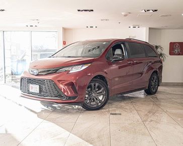 Used 2025 Toyota Sienna XSE