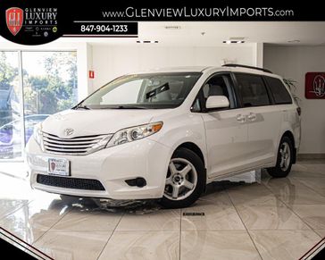 Used 2017 Toyota Sienna LE