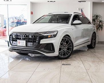 2022 Audi Q8 55 Prestige