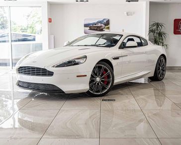 2015 Aston Martin DB9 Base