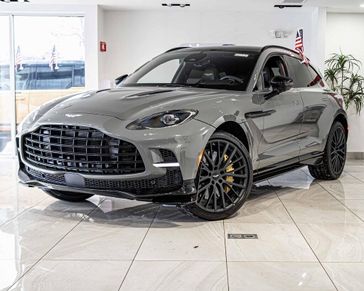 2025 Aston Martin DBX 707