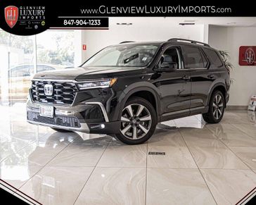 Used 2025 Honda Pilot Elite