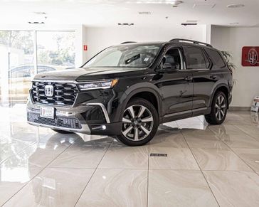 Used 2025 Honda Pilot Elite