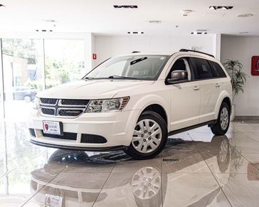 Used 2018 Dodge Journey SE