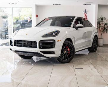 2023 Porsche Cayenne Coupe Base