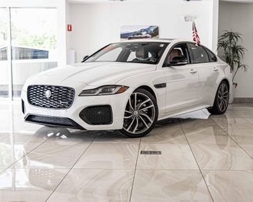 2024 Jaguar XF R-Dynamic SE