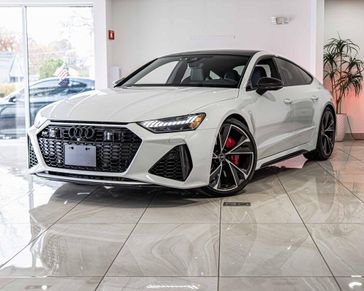 2023 Audi RS 7 4.0T