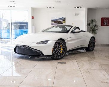 Used 2023 Aston Martin Vantage 