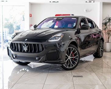 2024 Maserati Grecale Trofeo in a NERO exterior color. Glenview Luxury Imports 847-904-1233 glenviewluxuryimports.com 