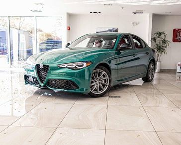 2025 Alfa Romeo Giulia Base
