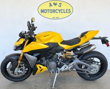 New 2026 Ducati STREETFIGHTER896 V2S 