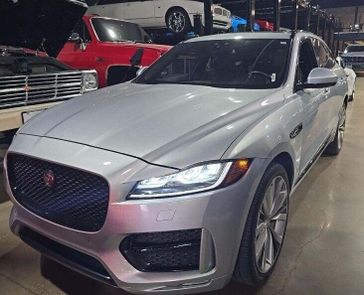 2018 Jaguar F-PACE 25t R-Sport