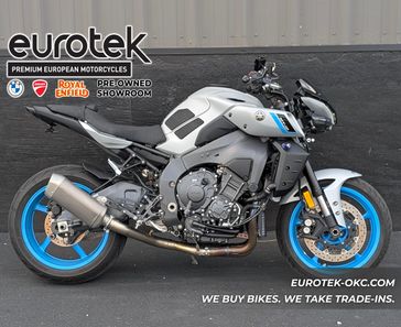 Used 2025 Yamaha MT-10 