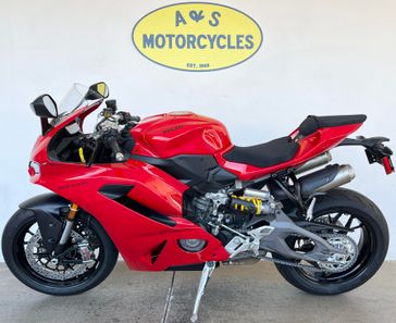 New 2026 Ducati PANIGALE V2 