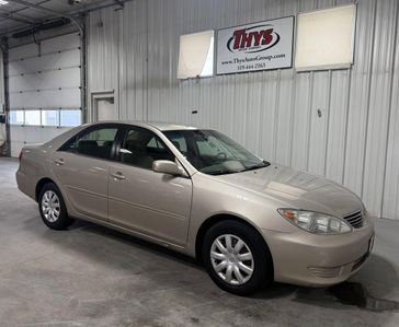 Used 2005 Toyota Camry LE