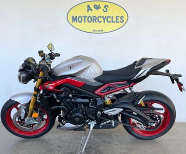 New 2026 Triumph STREET TRIPLE 765RX 