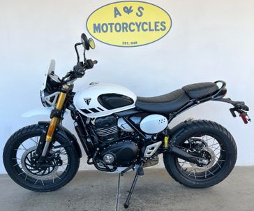 New 2026 Triumph SCRAMBLER 400XC 