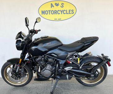 New 2026 Triumph TRIDENT 800 