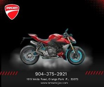 New 2025 Ducati STREETFIGHTER V2 