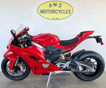 New 2026 Ducati PANIGALE V4 