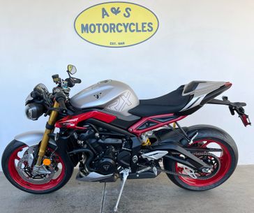New 2026 Triumph STREET TRIPLE 765RX 