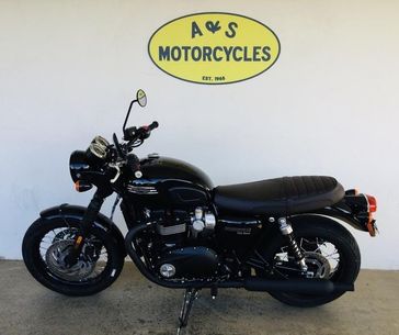 2024 Triumph BONNEVILLE T120 BLACK