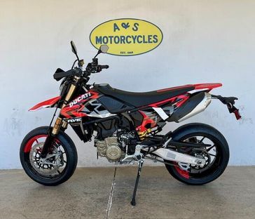 2025 Ducati HYPERMOTARD 698 RVE 