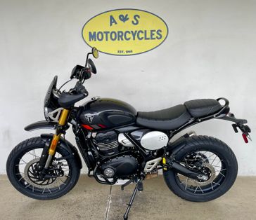 New 2026 Triumph SCRAMBLER 400XC 