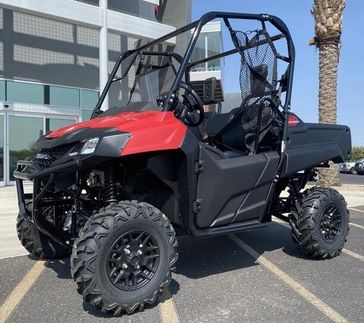 2025 Honda SXS700M2D 