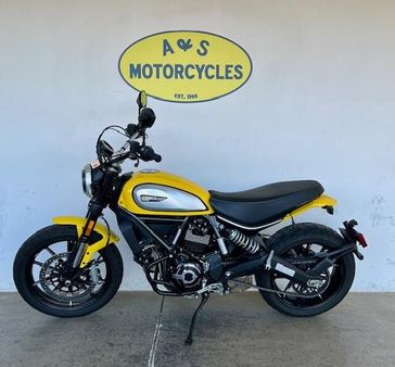 2022 Ducati Scrambler Icon 