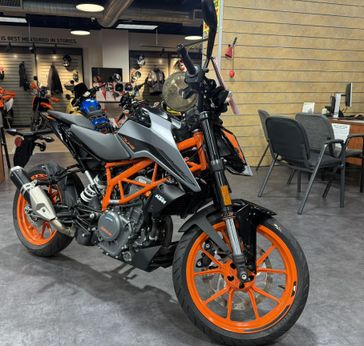 Used 2021 KTM DUKE 390 