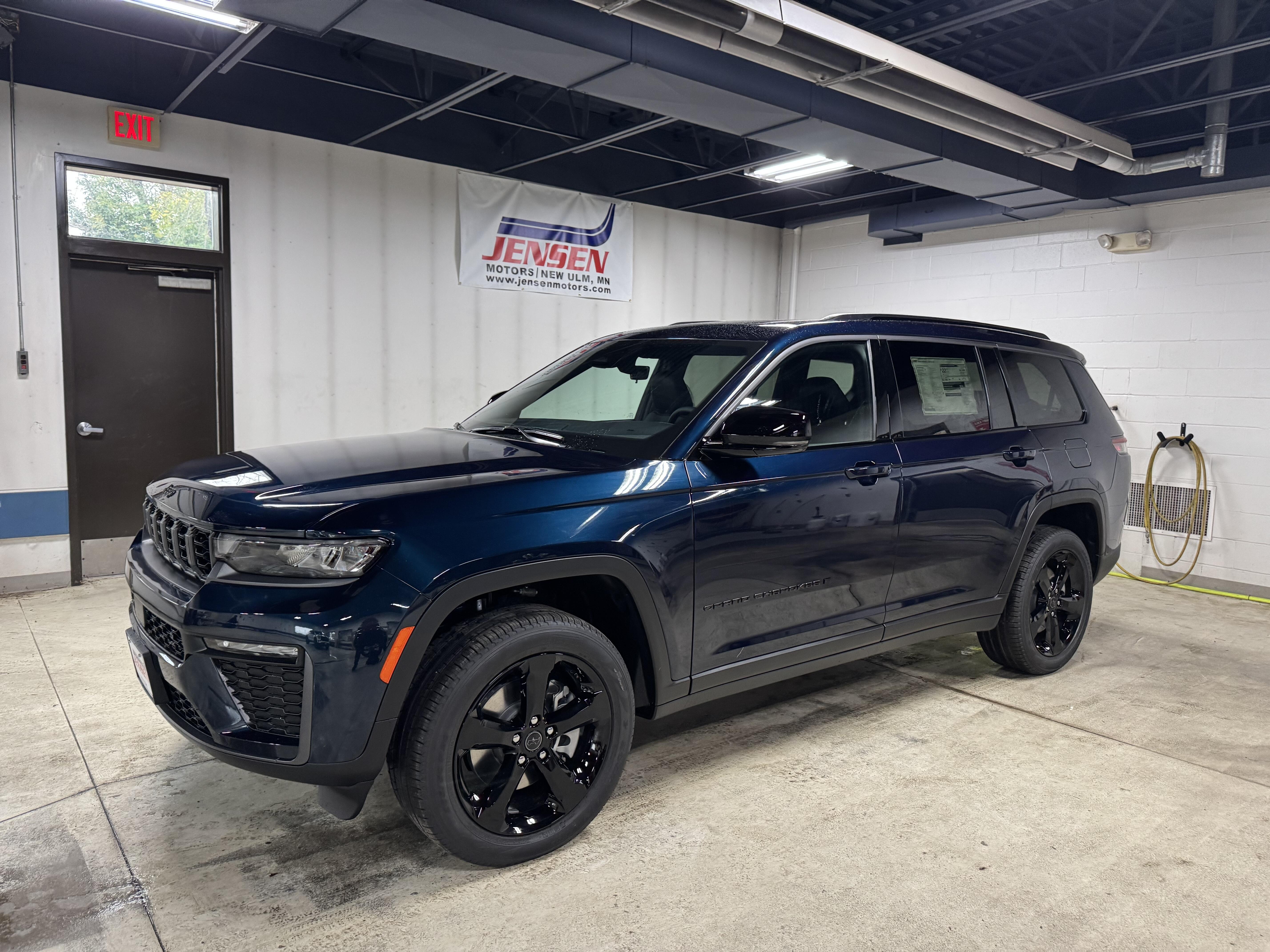 2027 Jeep Grand Cherokee L Grand Cherokee Limited 4x4