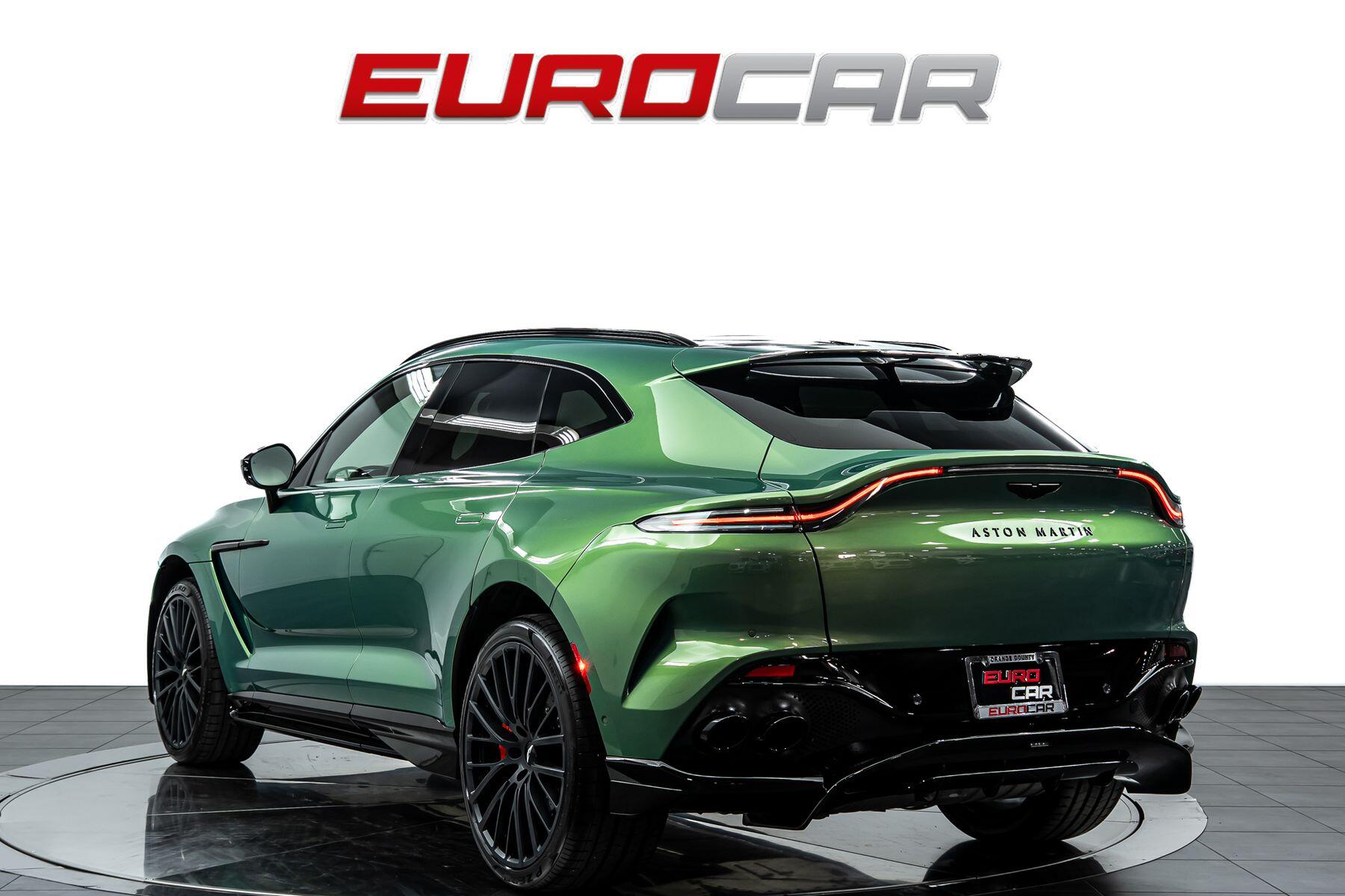 2023 Aston Martin DBX 707 *SPECIAL FACTORY PAINT * PANORAMIC ROOF*Image 3