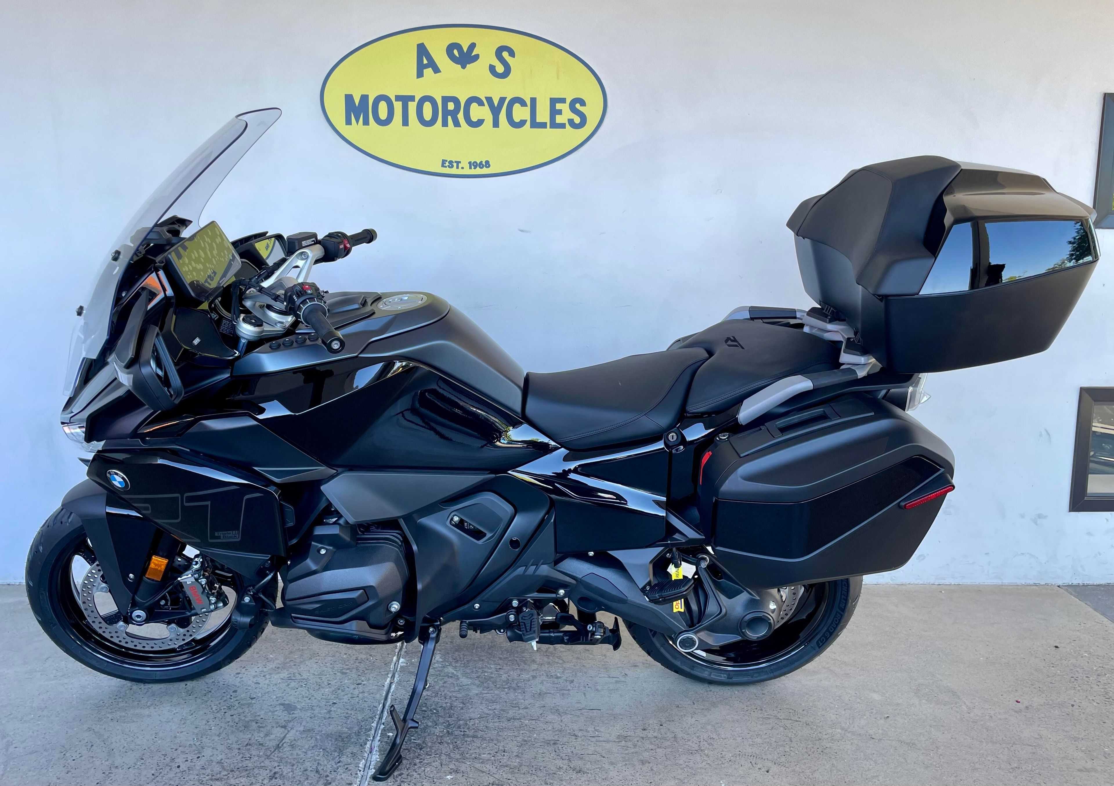 New 2026 BMW R1300RT | Roseville, CA | A and S Motorcycles
