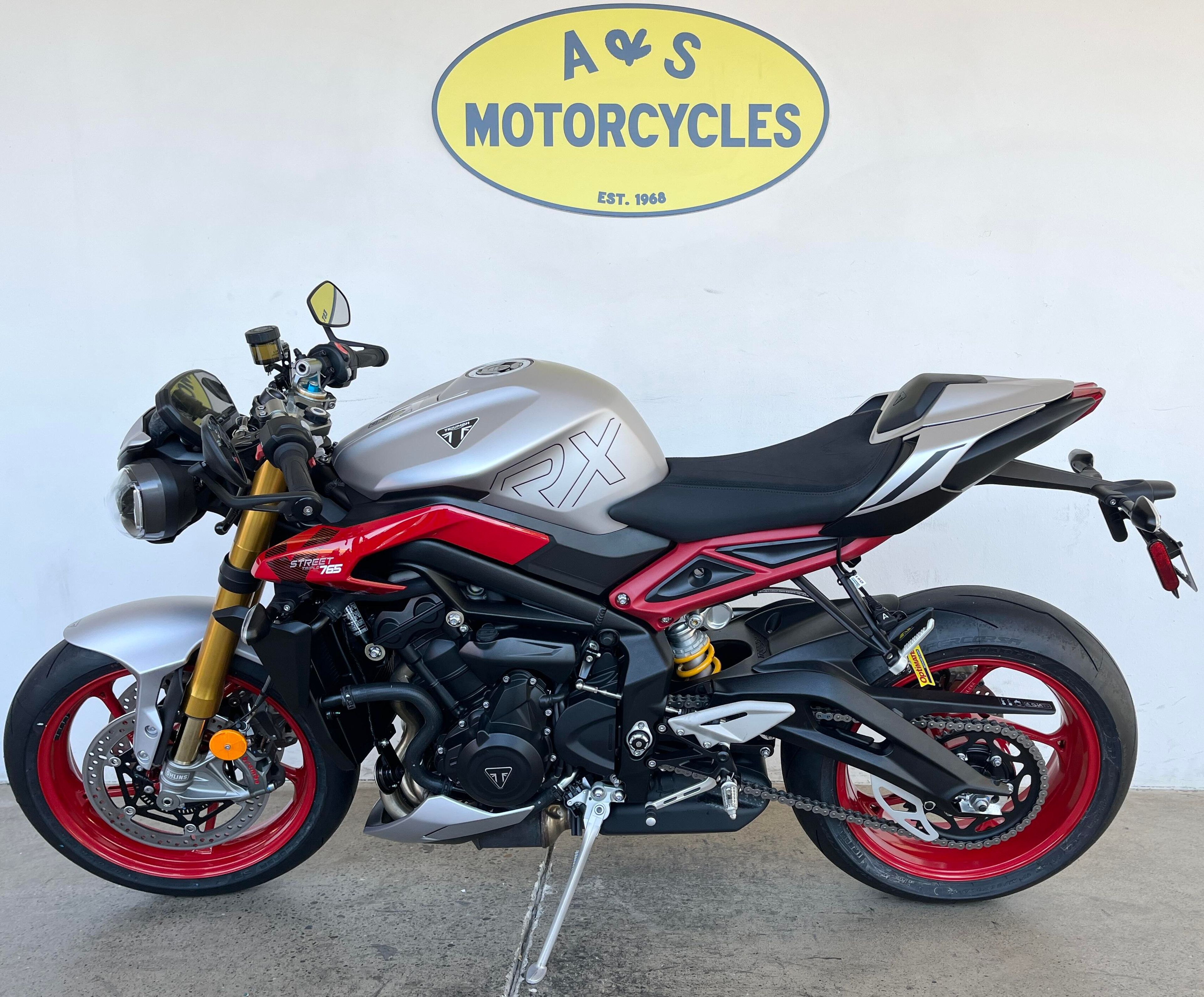 2026 Triumph STREET TRIPLE 765RX