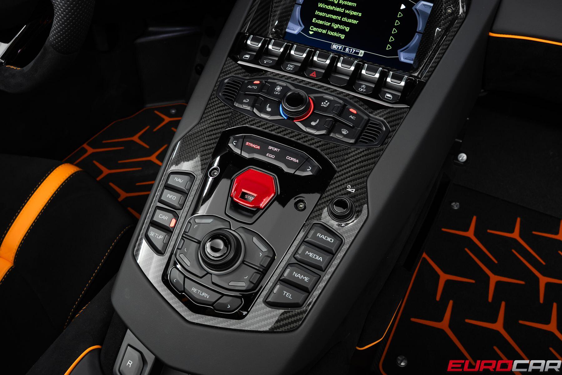 2021 Lamborghini Aventador SVJ Roadster *ONLY 470 MILES * CARBON ELECTRIC SEATS*Image 41