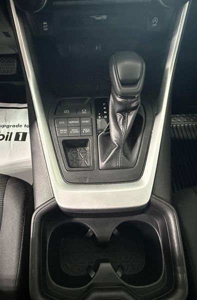 Used 2019 Toyota RAV4 LEImage 24