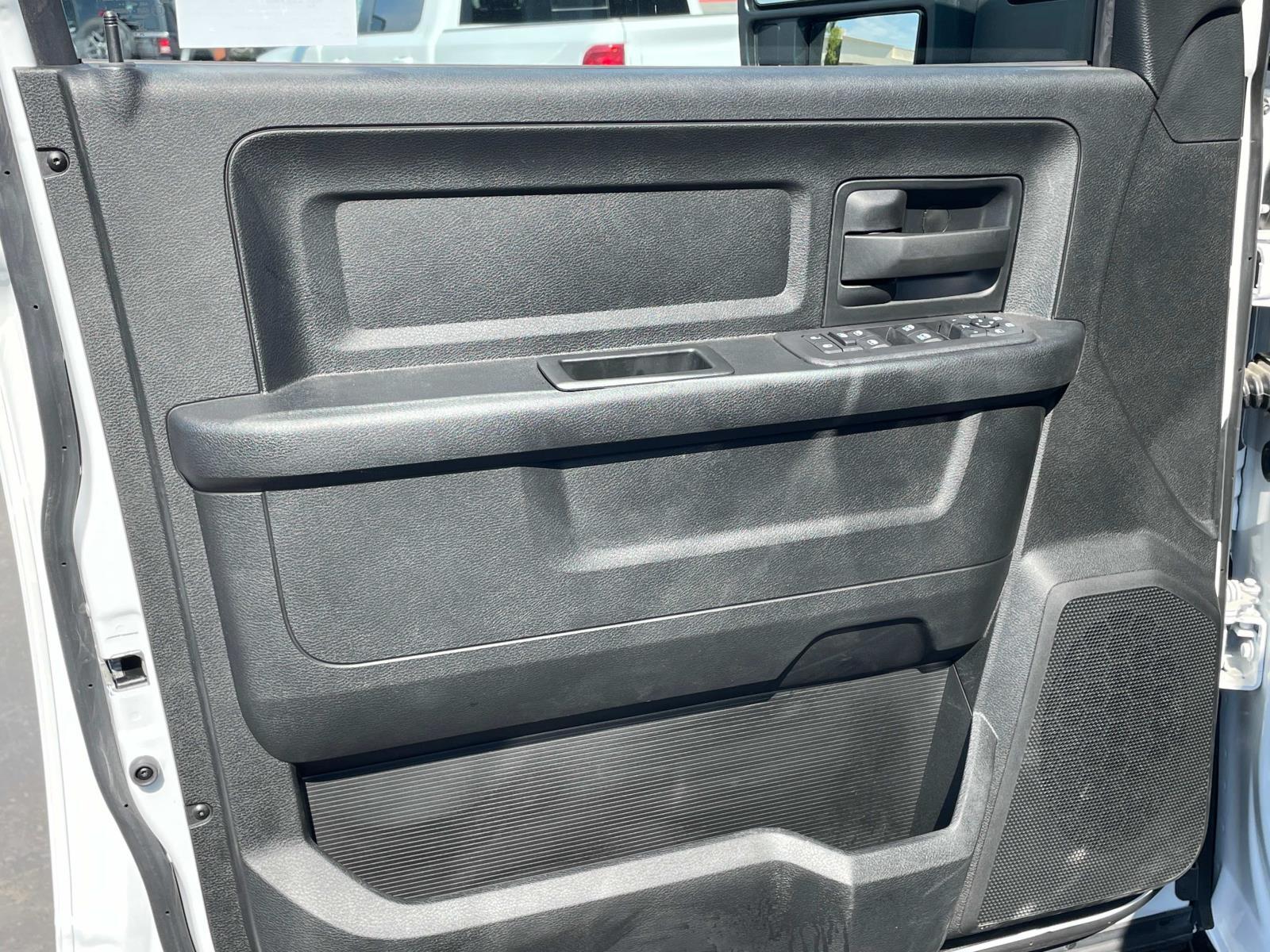 2025 RAM 2500 Tradesman - Photo 18