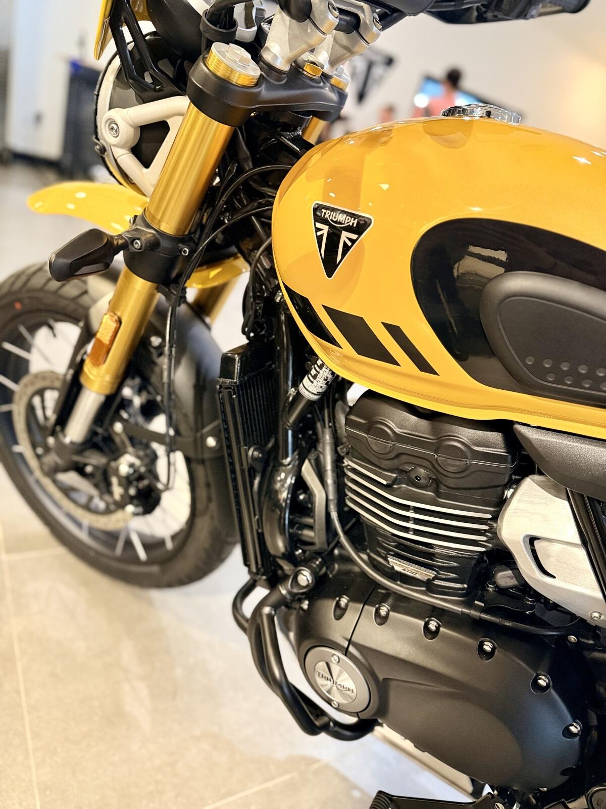New 2026 Triumph SCRAMBLER 400 XC 
