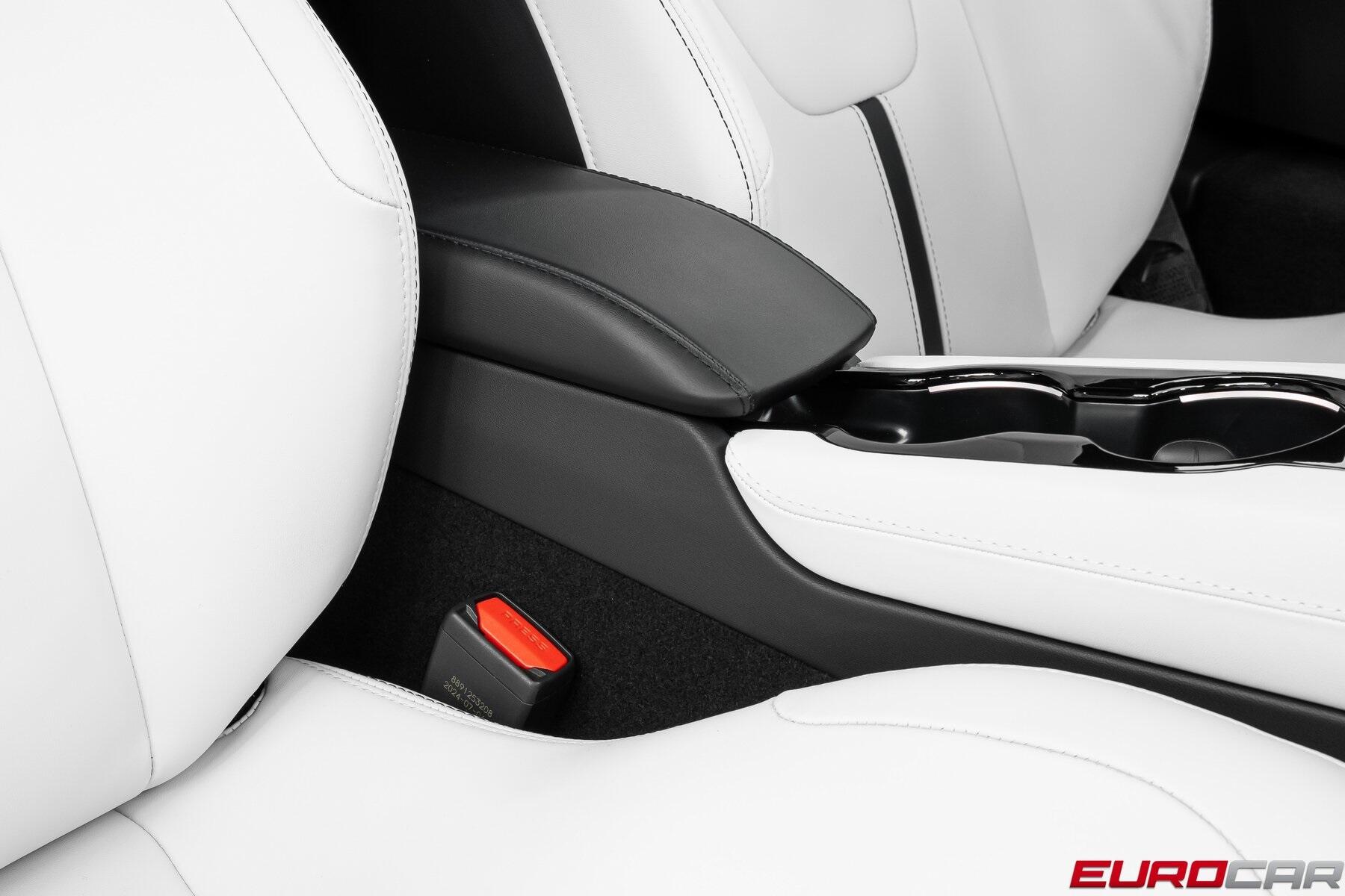 2025 Lotus Emira *6-SPEED MANUAL * NEW CAR*Image 36