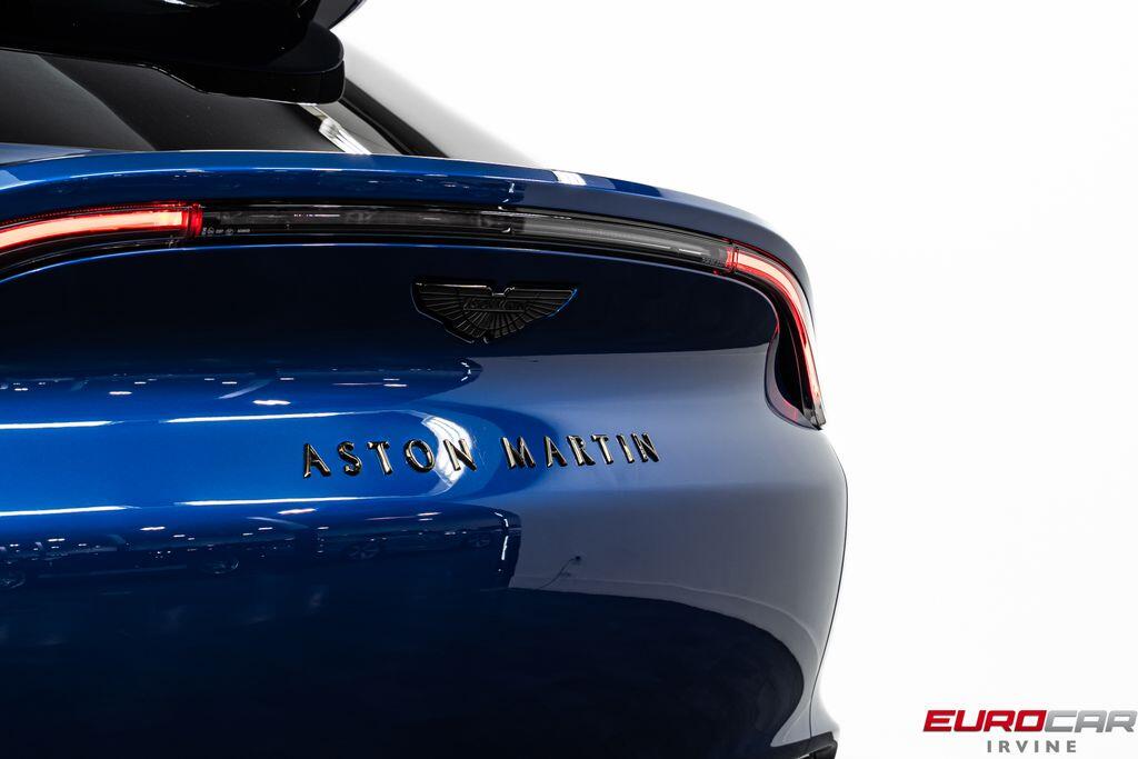 2023 Aston Martin DBX 707 *HUGE CARBON OPTIONS * TRI-COLOR INTERIOR*Image 23