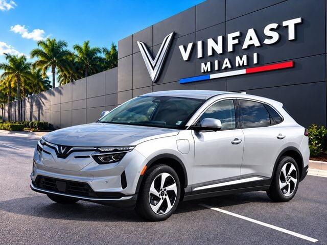 2027 VinFast VF 8 Eco AWD