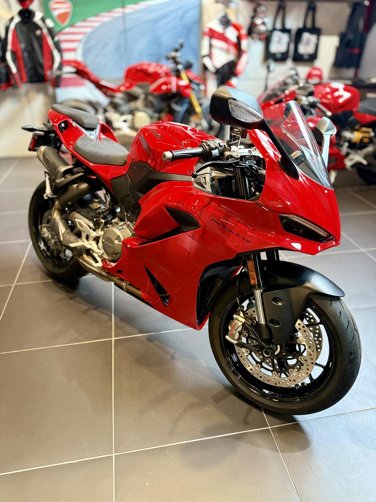 New 2026 Ducati PANIGALE V2 